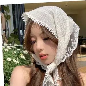프렌치 레이스 삼각 헤어스카프 쁘띠 플라워 레이스