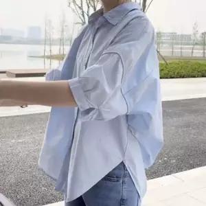 언발 루즈핏 반팔 셔츠 여름 여성 블라우스 남방 반팔셔츠