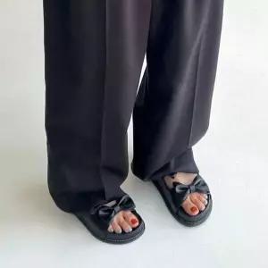 [하프클럽/]여성 2컬러 러블리한 리본 포인트 쿠션샌들 슬리퍼