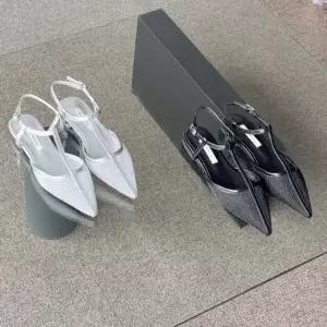 메쉬소재 스트랩라인 슬림 쉐입 통기성 구조 여성 슬링백힐슈즈핏 SS시즌