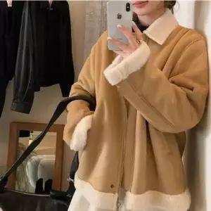 [하프클럽/셀럽하우스]스웨이드 양털 무스탕 집업 자켓