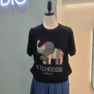 [수스]반팔 코끼리 비즈 티셔츠 S262BSW452/블랙,아이보리_YS