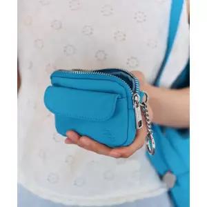 [매장정품] 무쿠앤보니 MUCU AND EBONY Comfy Wallet Keyring _ Aqua Blue MU26SSWBGWLNY0132BL1 2248721