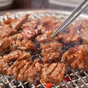 [롯데백화점]푸드맛남 한돈 뼈없는 양념 갈비 300g x 2팩(총600g)