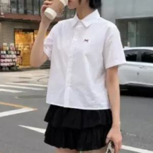 앙증맞은 리본자수 데이트룩 반팔셔츠 남방 여름 블라우스 셔츠