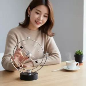 회전식 뉴턴 진자 탁상용 인테리어 모빌 데스크 밸런스볼 장식품 소품 과학교구 진자추 운동법칙 턴의요람