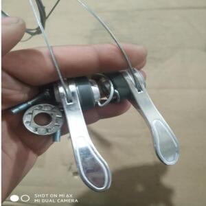 빈티지 자전거 스틸 프레임, 인덱스 다운 튜브, 기어 시프트 레버, 6 단 다이얼