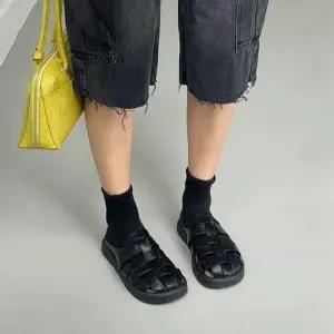 [하프클럽/]여성 2컬러 격자패턴 짜임 글래디에이터 뮬 블로퍼