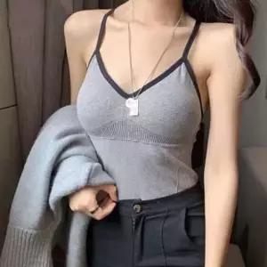 고품질 여성 볼륨 캡내장 X끈 나시 1P 데일리 이너 나시티 기본나시 (WF4D5E0)