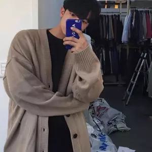 모던 남자 간절기 데일리 V넥니트가디건 오버핏가디건 카