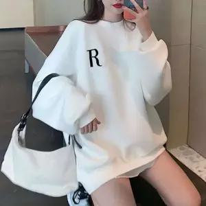 [하프클럽/셀럽하우스]기모버전 일반버전 두가지 레터링 맨투맨 티셔츠