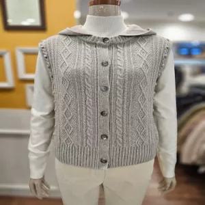 BCBG 라쿤 케이블 후드 니트 베스트 B5DAK513
