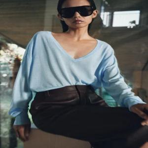 ZARA 파인 니트 브이넥 스웨터 - 파스텔 블루 8779/006/423