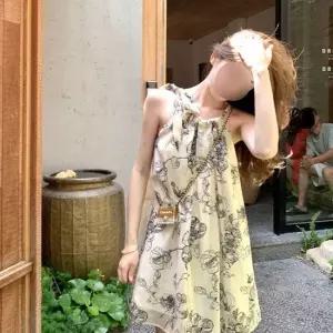 여성원피스 쉬폰 소재 홀터넥 레이스 슬리브리스 플라워 원피스