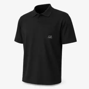 CP컴퍼니 Lisle Thread Polo Knit 18CMKN189A 110083A 999) 리슬 스레드 폴로 니트)