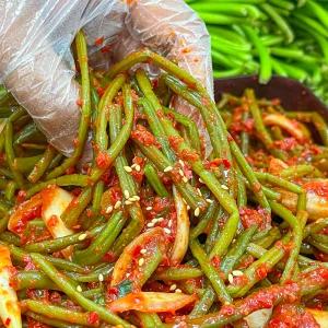 정성 가득 아삭한 고구마 줄기 김치 500g(1통)