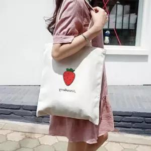 딸기 데일리 캔버스백 캐주얼백 패션가방 여름가방 가벼운가방 데일리백