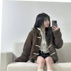 루즈핏코트 오버핏 양털 뽀글이 누빔 숏 크롭 떡볶이코트