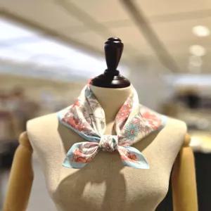 닥스 Flower 면100% 백퍼센트 쁘띠 스카프 26DLN15O1 628138