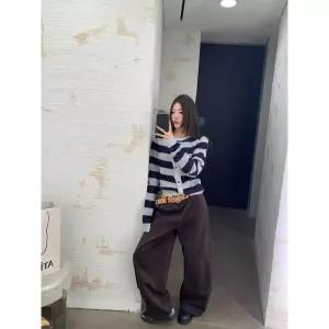 시드니 코스트 제품 니트 루즈핏 울 언발 스트라이프 가디건