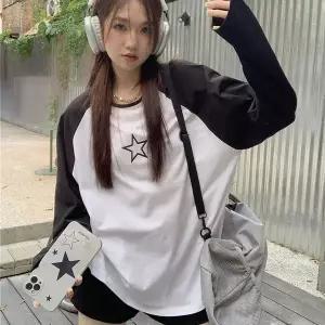 [하프클럽/]여자 빅사이즈 루즈핏 별 자수 나그랑 긴팔 티셔츠
