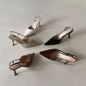 슬림 스틸레토 쉐입 스트랩라인 오픈백 슬링백 미들힐 슈즈라인 S...