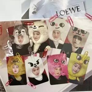 SK의 새로운 MAXIDENT에는 동일한 작은 카드 Huang Xuann Li Longfu 컬렉션 둘러싸여