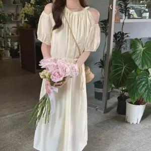 여성원피스 어깨 트임 포인트 홀터넥 허리 스트링 A라인 원피스