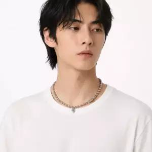 알렉산더맥퀸 26SS 스컬 펄 네크리스 854564 J161B 1026)
