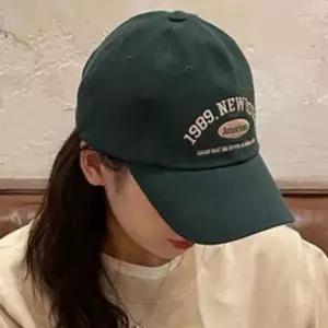 남여공용 영문 숫자 자수 데일리 패션 야구 볼캡 모자 스트릿 캐주얼 사계절 캡