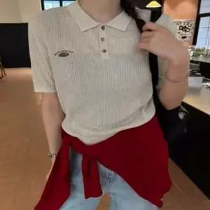 [하프클럽/]데일리룩 데일리티 페미닌룩 여름 반팔니트 카라 데이트룩 캐주