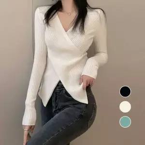 셀럽하우스 골지 브이넥 니트 슬림 랩 디자인 풀오버 니트티