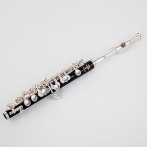일본 YPC-32 C 튜닝 숏 플루트 블랙 골드 키 고무 나무 튜브 바디 천 상자 피콜로 악기