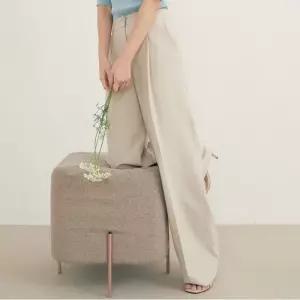 린넨라이크 와이드 슬랙스 RMTWD24S54-T 425949 로엠