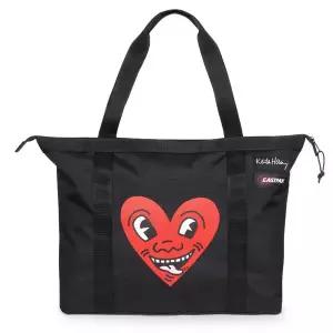 [키플링](센텀시티점)EASTPAK X KEITH HARING 토트백 트래블토트 EQABS08 6Z6