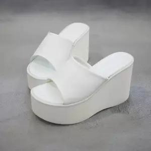 마던 국산 발편한 미용실 한복 통굽 화이트 키높이 슬리퍼 10cm