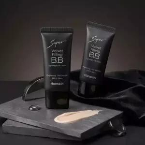 뷰티톤업 한스킨 HANSKIN 수퍼 벨벳 피팅 비비크림(30g) 2개