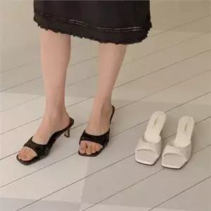 [하프클럽/]토오픈 여성 굽 슬리퍼 스팽글 여름 굽 슬리퍼 장식 5cm