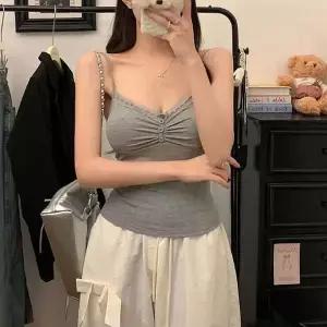 레이어드 캡내장 셔링 레이스 이너 끈나시 티셔츠