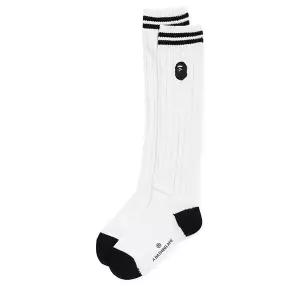 [베이프] 26SS 화이트 컬리지 롱 양말 001SOM302303L WHITE