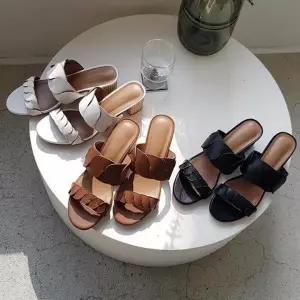 [디아슈즈]피트 꼬임 두줄 스트랩 천연가죽 키높이 슬리퍼 6cm