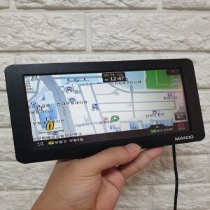 중고 한라홀딩스 만도 MF100 지니맵 2D 8GB 7인치 내비게이션