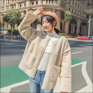 셀럽하우스 뽀글이 라운드넥 겨울 여자 아우터 3컬러 루즈핏 가디건