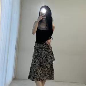 여자 배색 홀터넥 레이스 오프숄더 레이어드 끈 나시