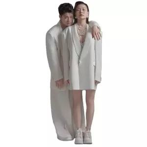 커플스냅촬영의상 신혼 오버핏 상의 루즈핏 남녀공용 티셔츠 캐주얼 웨딩 커플룩 반팔