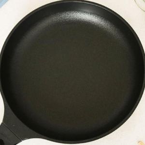 퀸센스 서브IH 티타늄 후라이팬(인덕션겸용)28cm