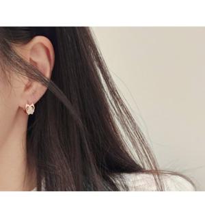 실버925 국내제작 부엉이 모양 귀걸이 유니크 귀여운 은귀걸이 (SILVER)