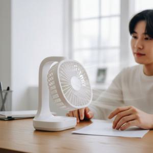 무선 탁상용 선풍기 미니 휴대용 핸디형 3단 풍속조절 저소음 사무실용