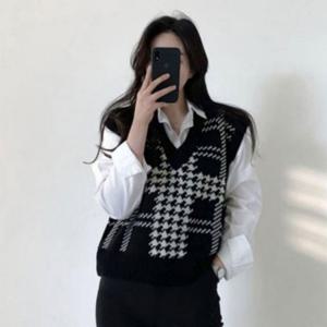 베이직 셔츠 레이어드 체크 크롭 니트 조끼 베스트