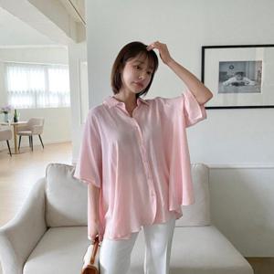 플레어 쉬폰 온나핏 카라넥 블라우스 뒷핀턱 오버핏 실로스 여름블라우스 퍼프